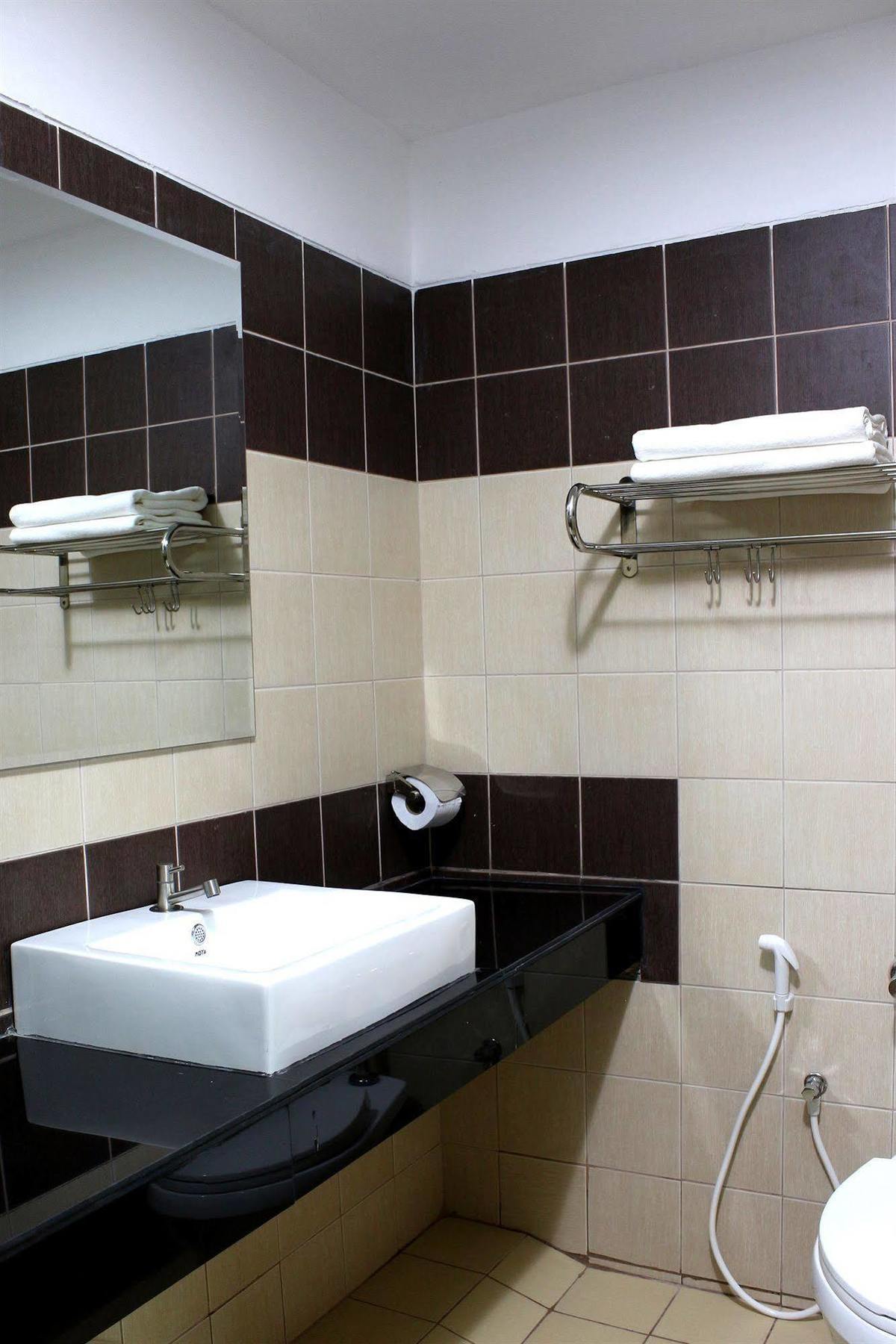 Bangkok 68 Hotel Ngoại thất bức ảnh