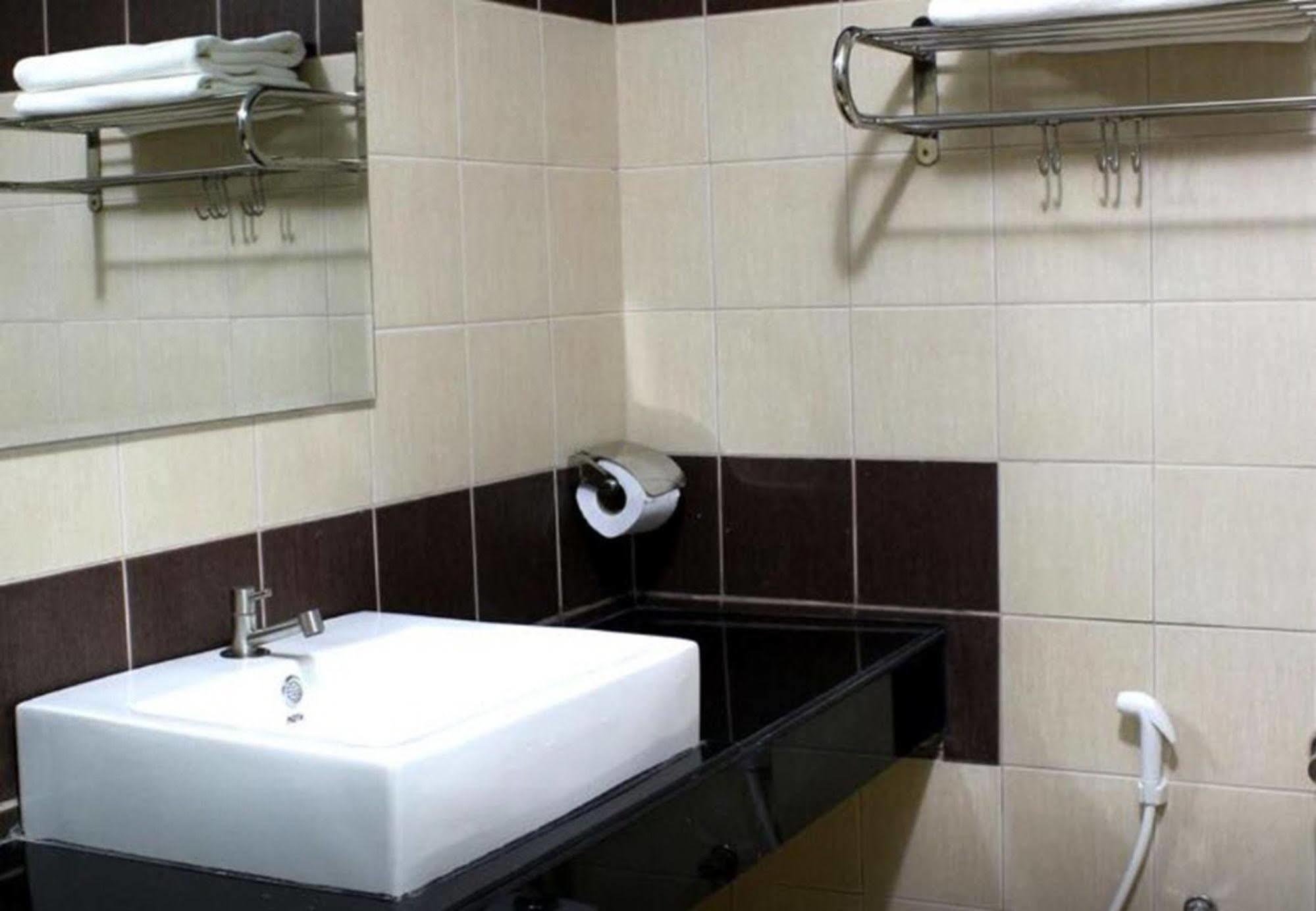 Bangkok 68 Hotel Ngoại thất bức ảnh
